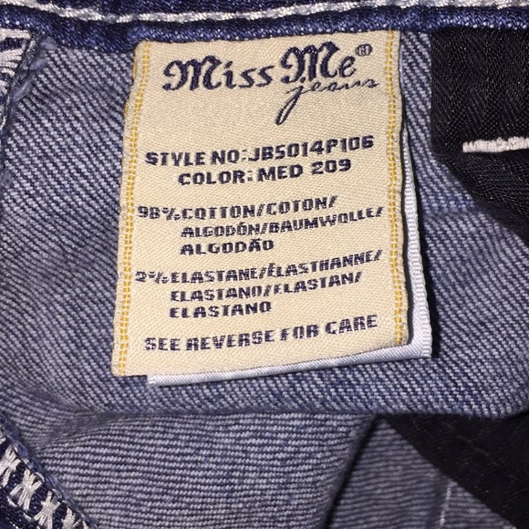 🧵UpCycled MissMe Capri Jeans👖 - Picture 5 of 8